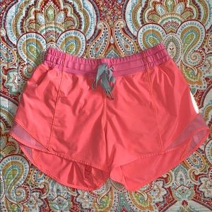 Hotty Hot short size 6- 3.75 inch inseam